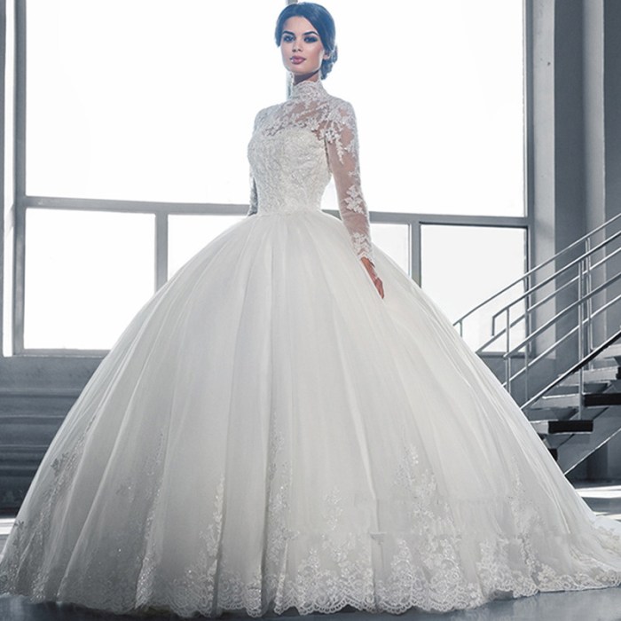 Ball gown wedding dress white