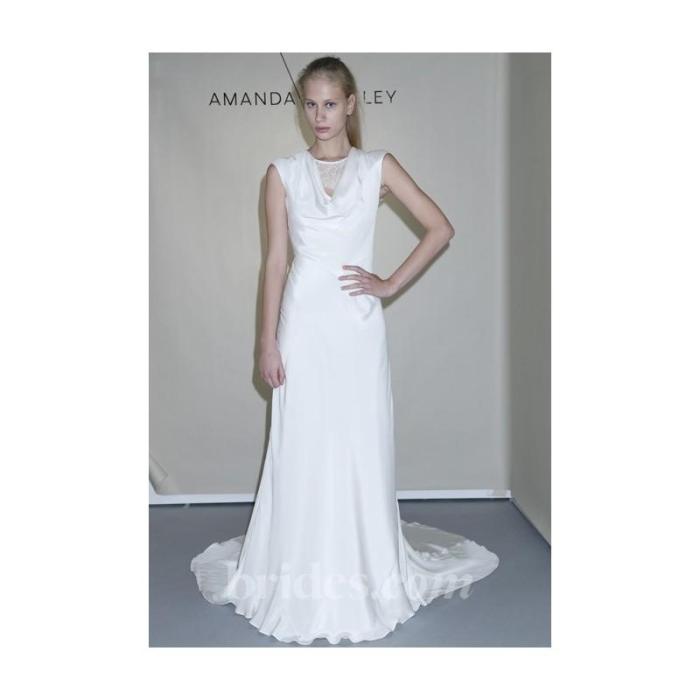 Amanda wakeley wedding dresses